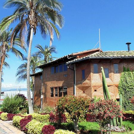 Hosteria Rosa Blanca Puembo Εξωτερικό φωτογραφία