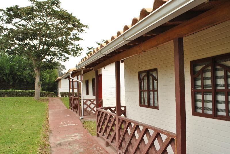 Hosteria Rosa Blanca Puembo Εξωτερικό φωτογραφία