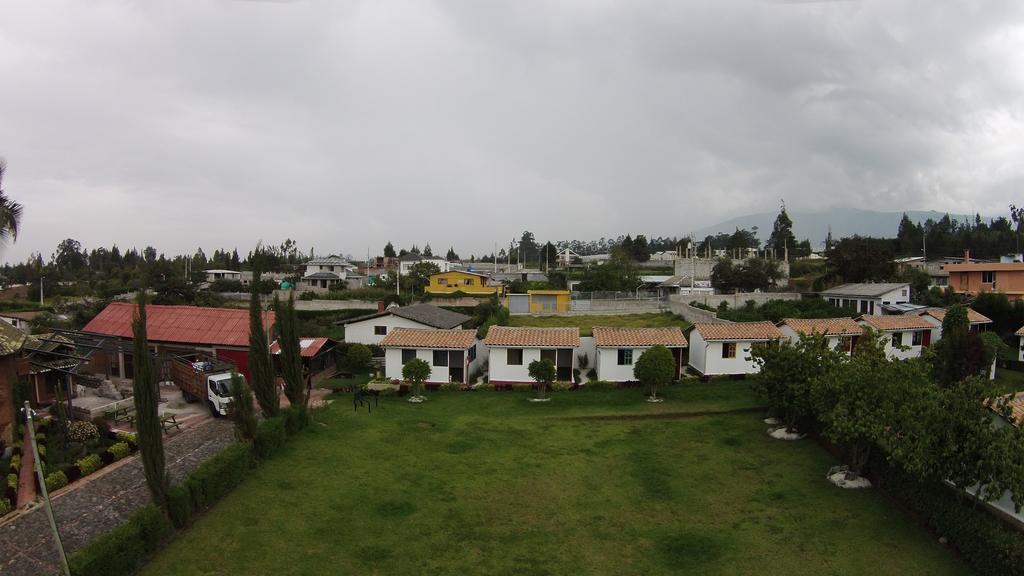 Hosteria Rosa Blanca Puembo Εξωτερικό φωτογραφία