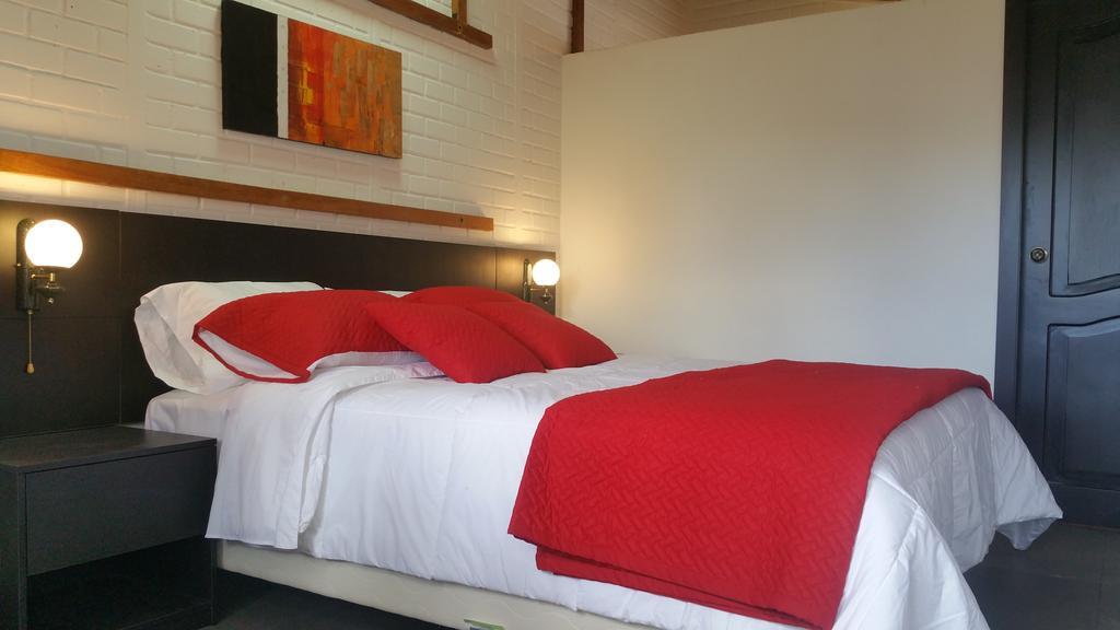Hosteria Rosa Blanca Puembo Εξωτερικό φωτογραφία